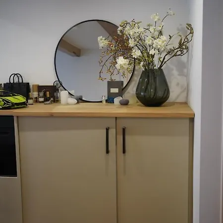 Center Apartman *